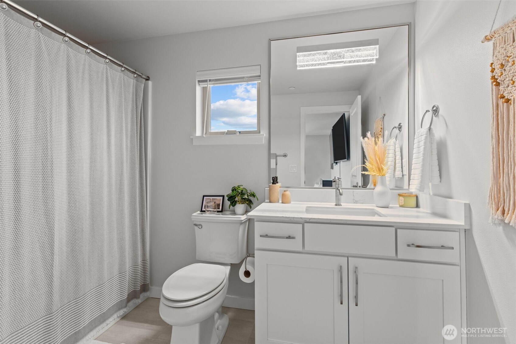 MLS #NWM2501298 image #24