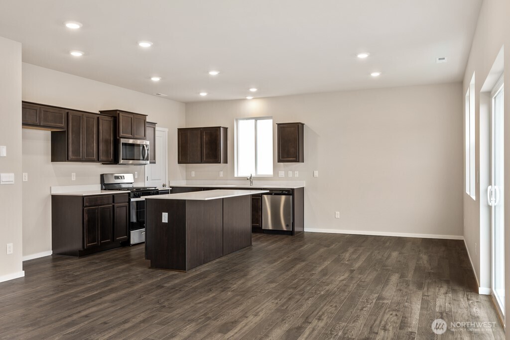 MLS #NWM2501299 image #1