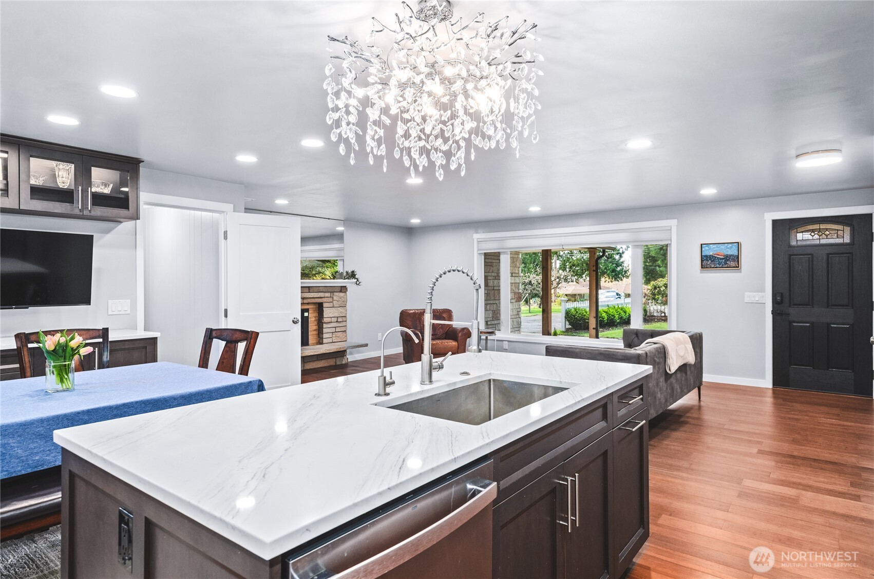 MLS #NWM2501304 image #3