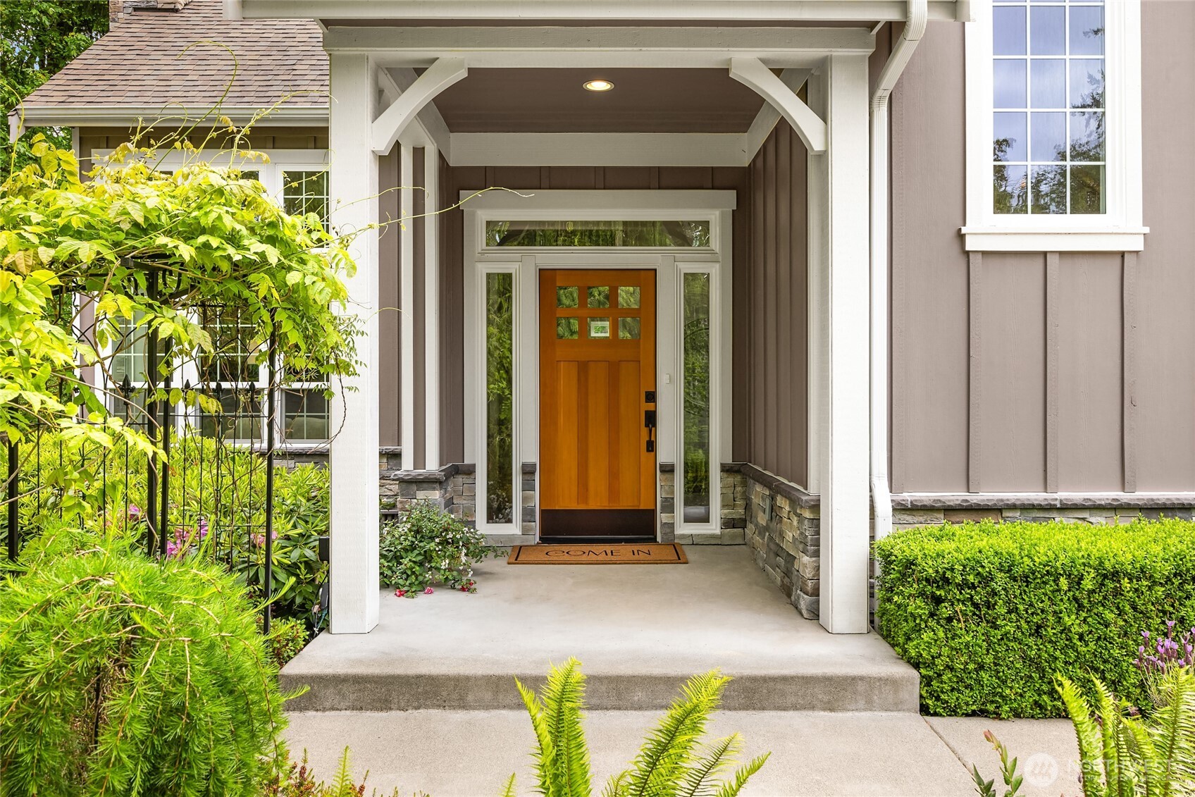 MLS #NWM2501311 image #1