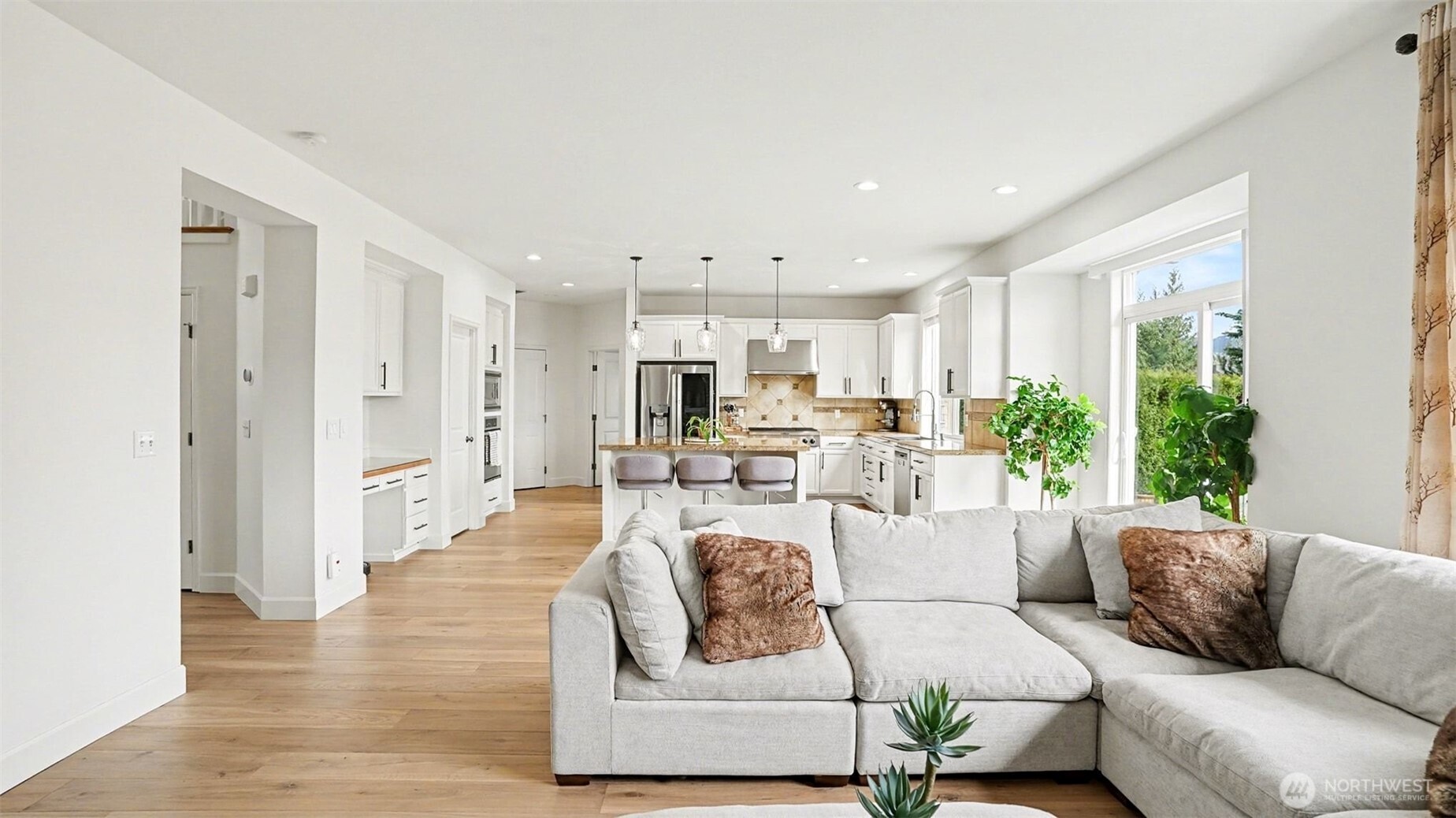 MLS #NWM2501348 image #30