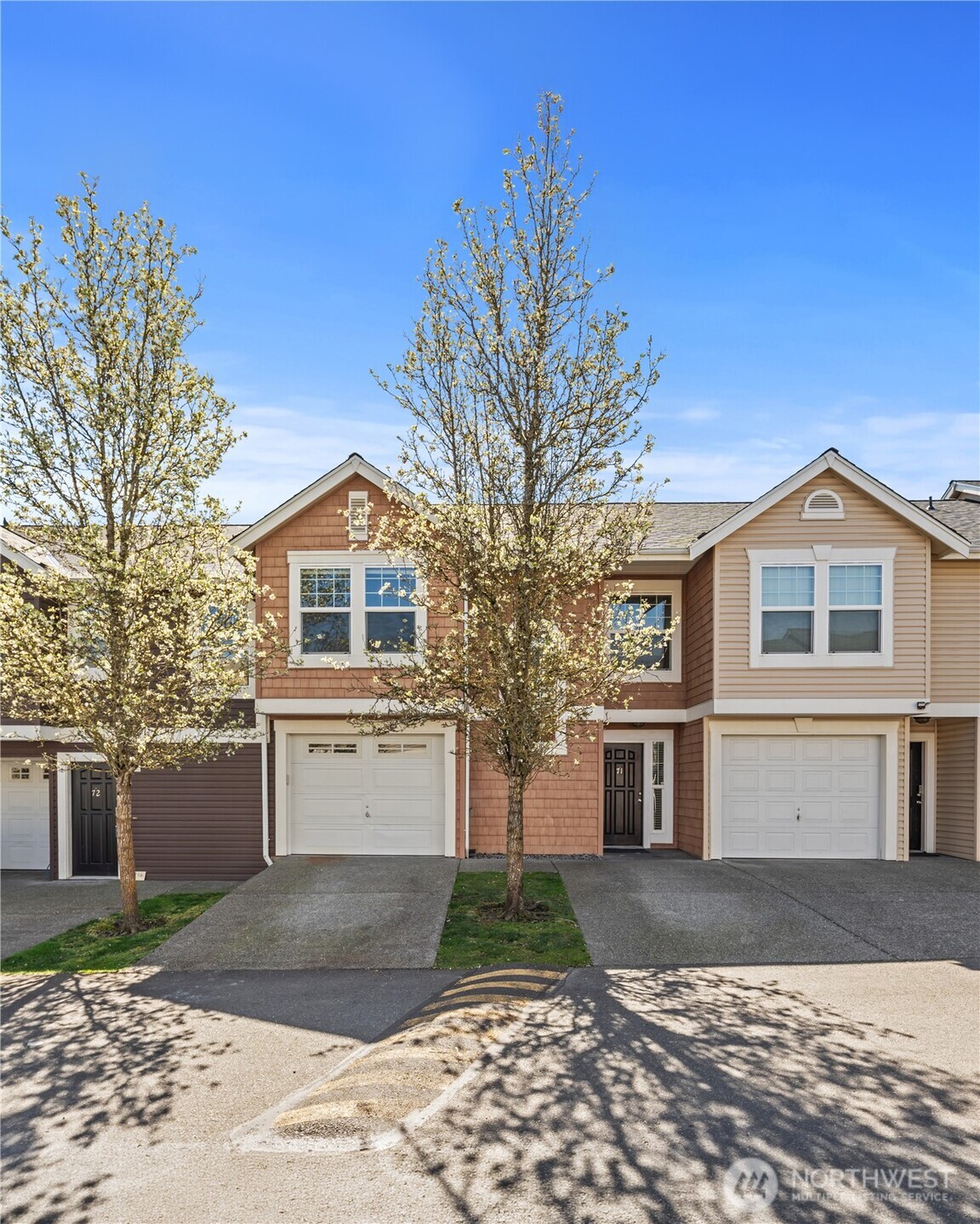 MLS #NWM2501404 image #0