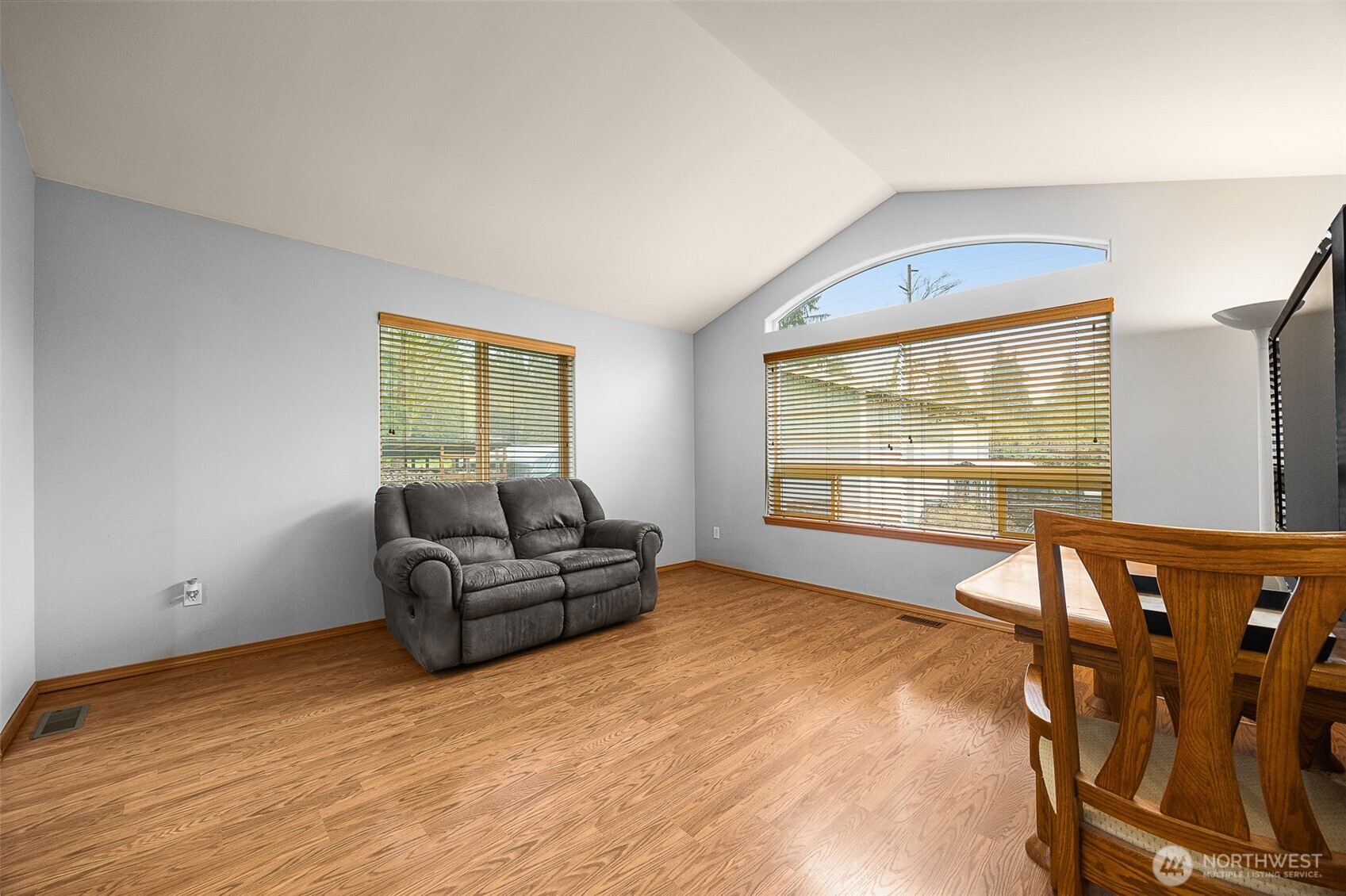 MLS #NWM2501415 image #3