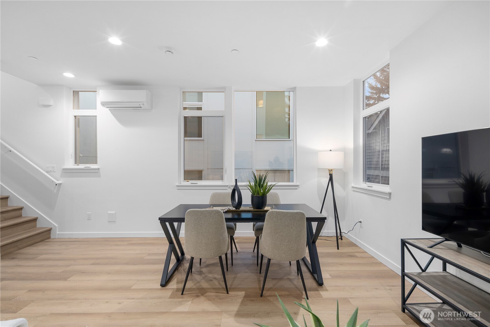 MLS #NWM2501430 image #8