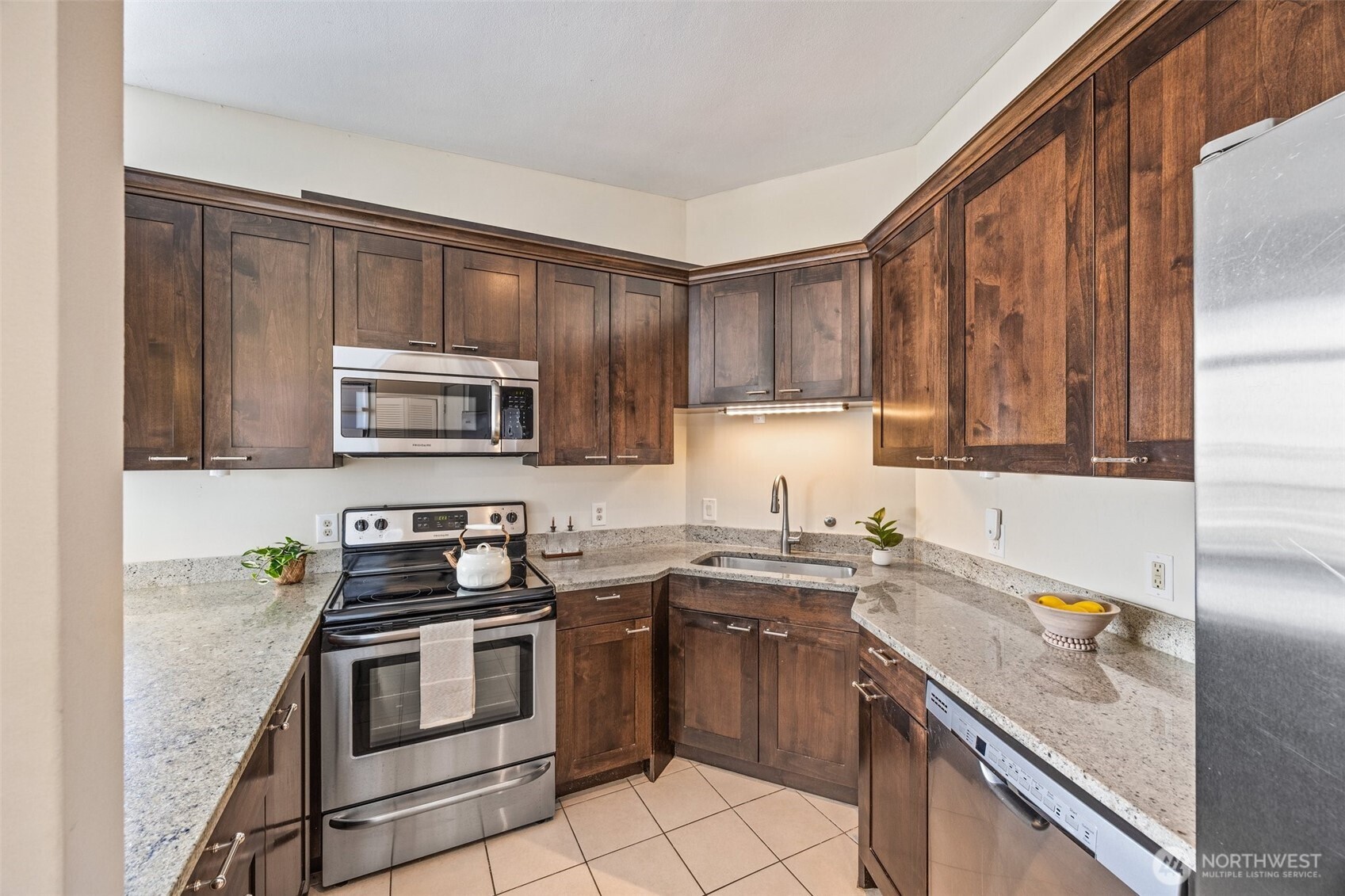 MLS #NWM2501431 image #5