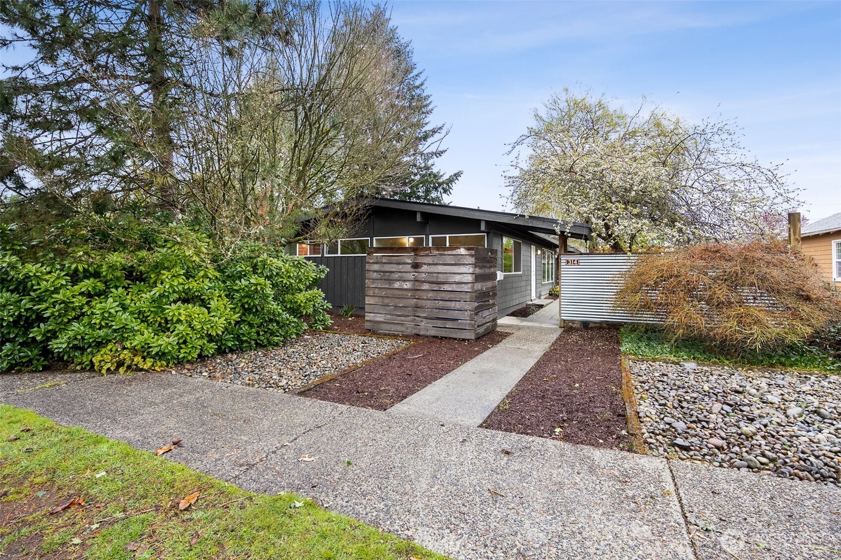 MLS #NWM2501440 image #0