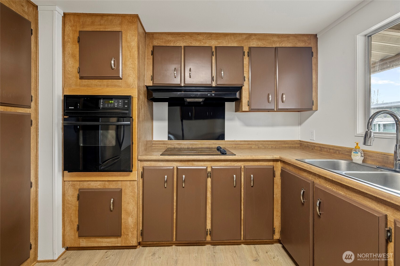 MLS #NWM2501441 image #12