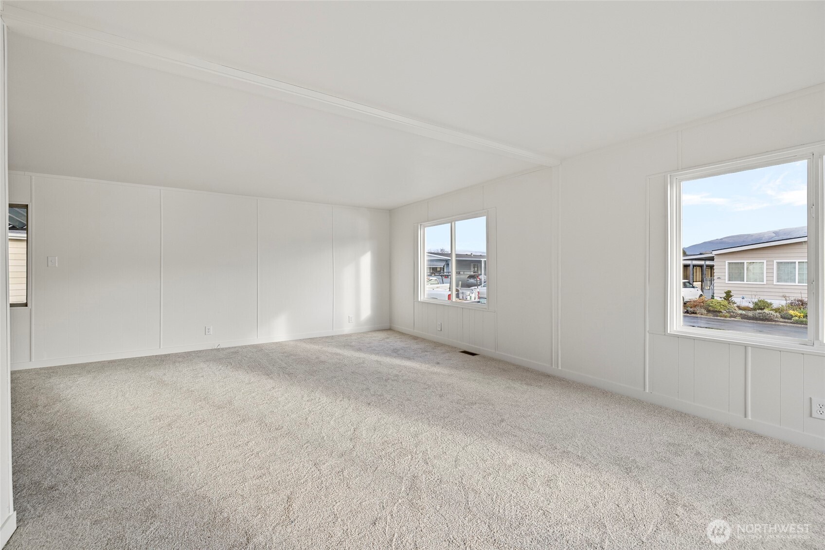 MLS #NWM2501441 image #4