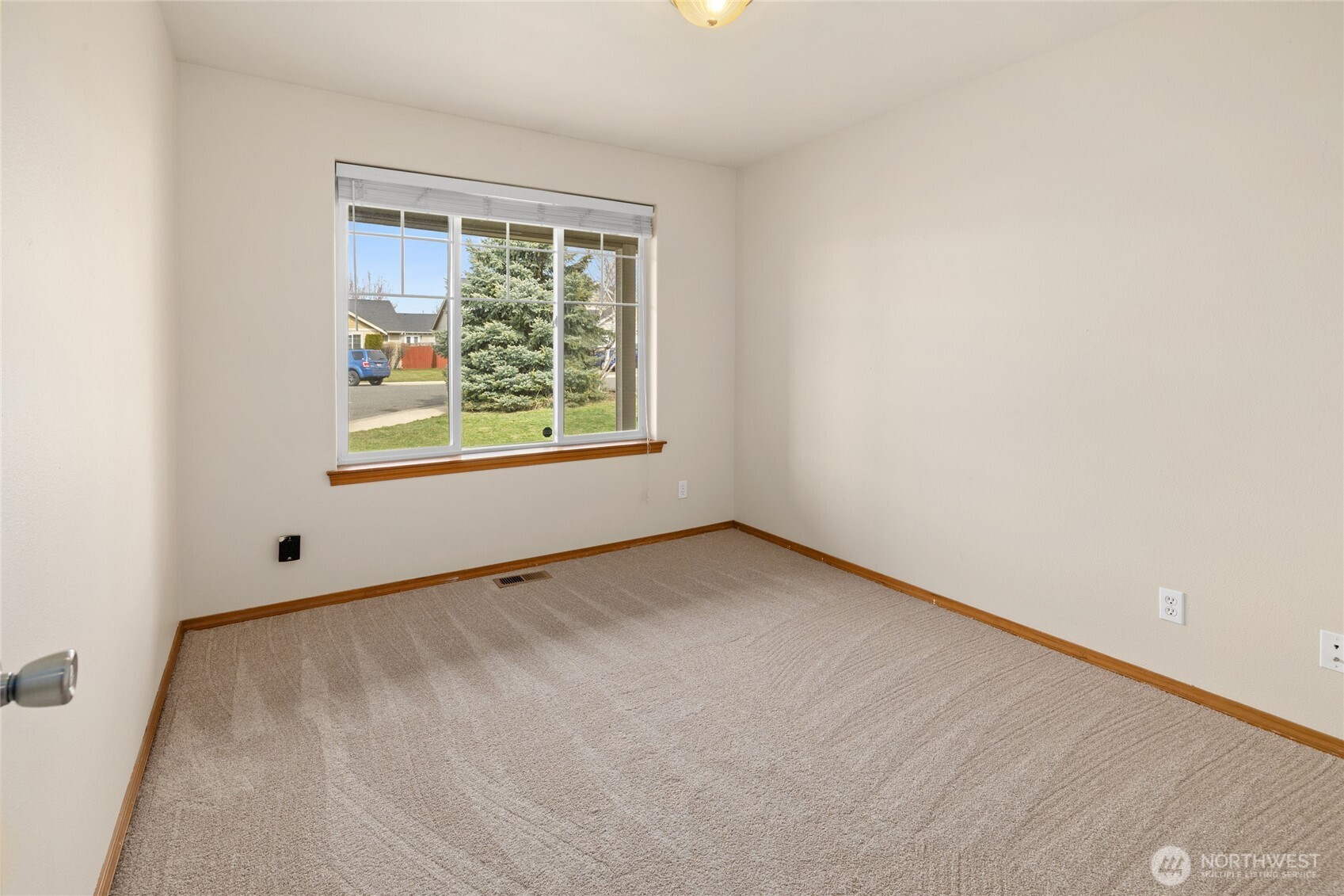 MLS #NWM2501444 image #15