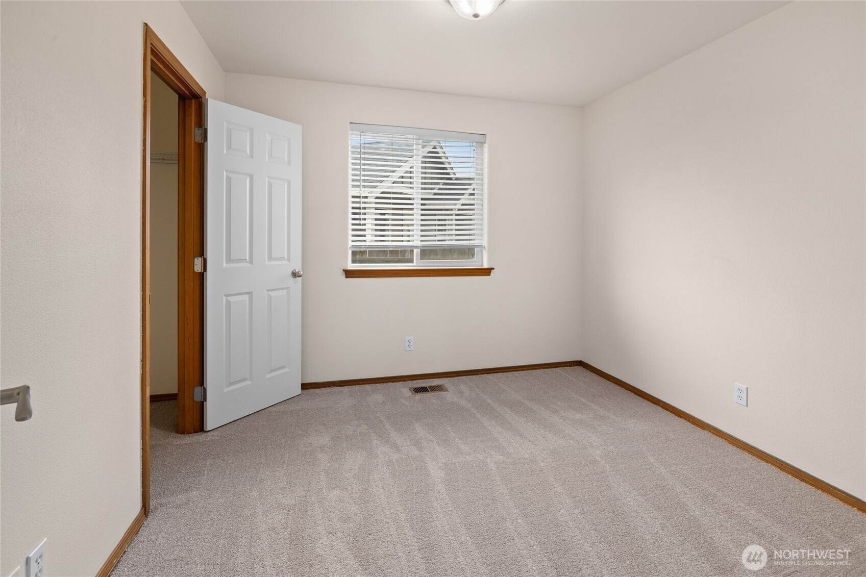 MLS #NWM2501444 image #13