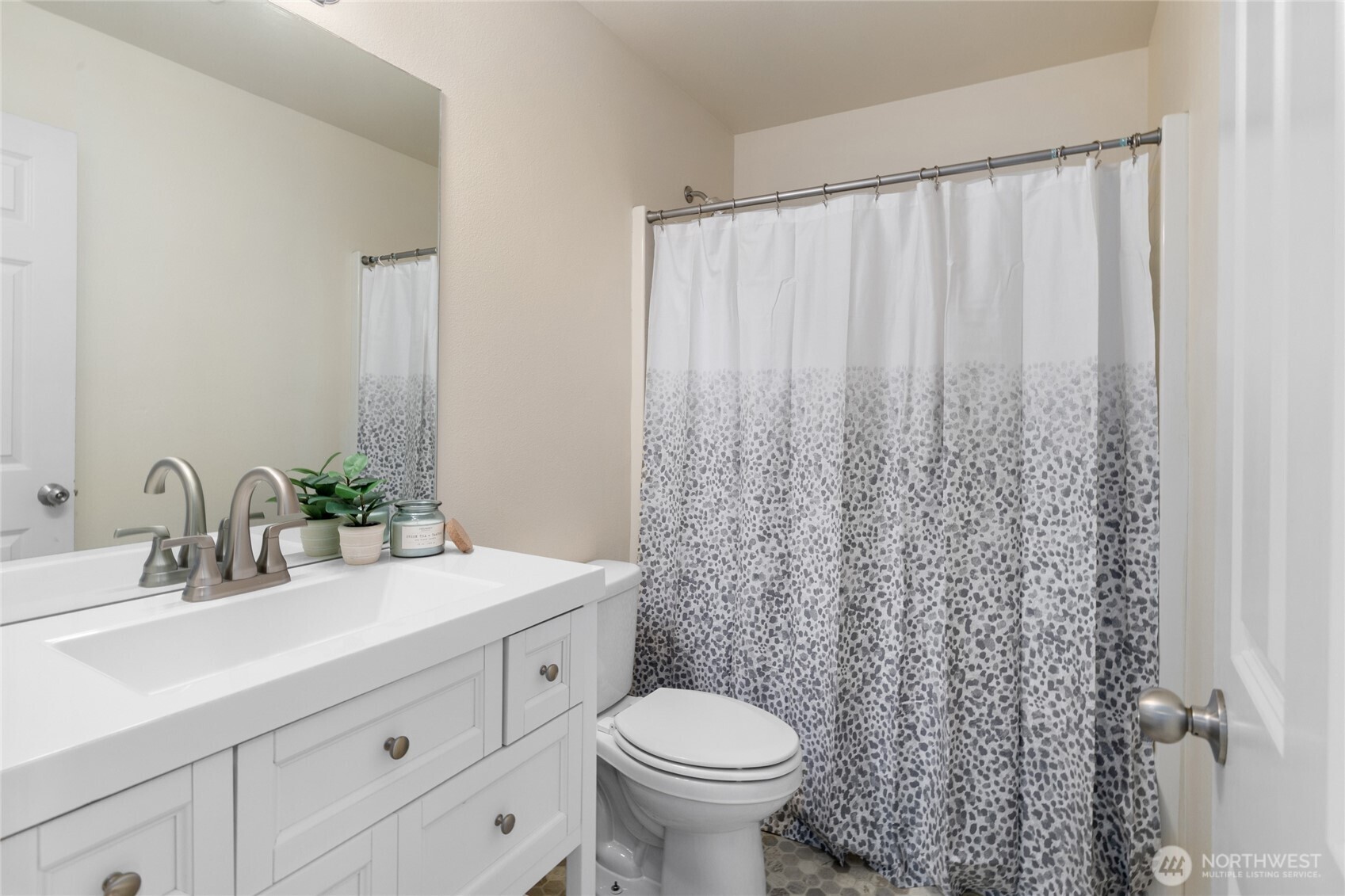 MLS #NWM2501444 image #14