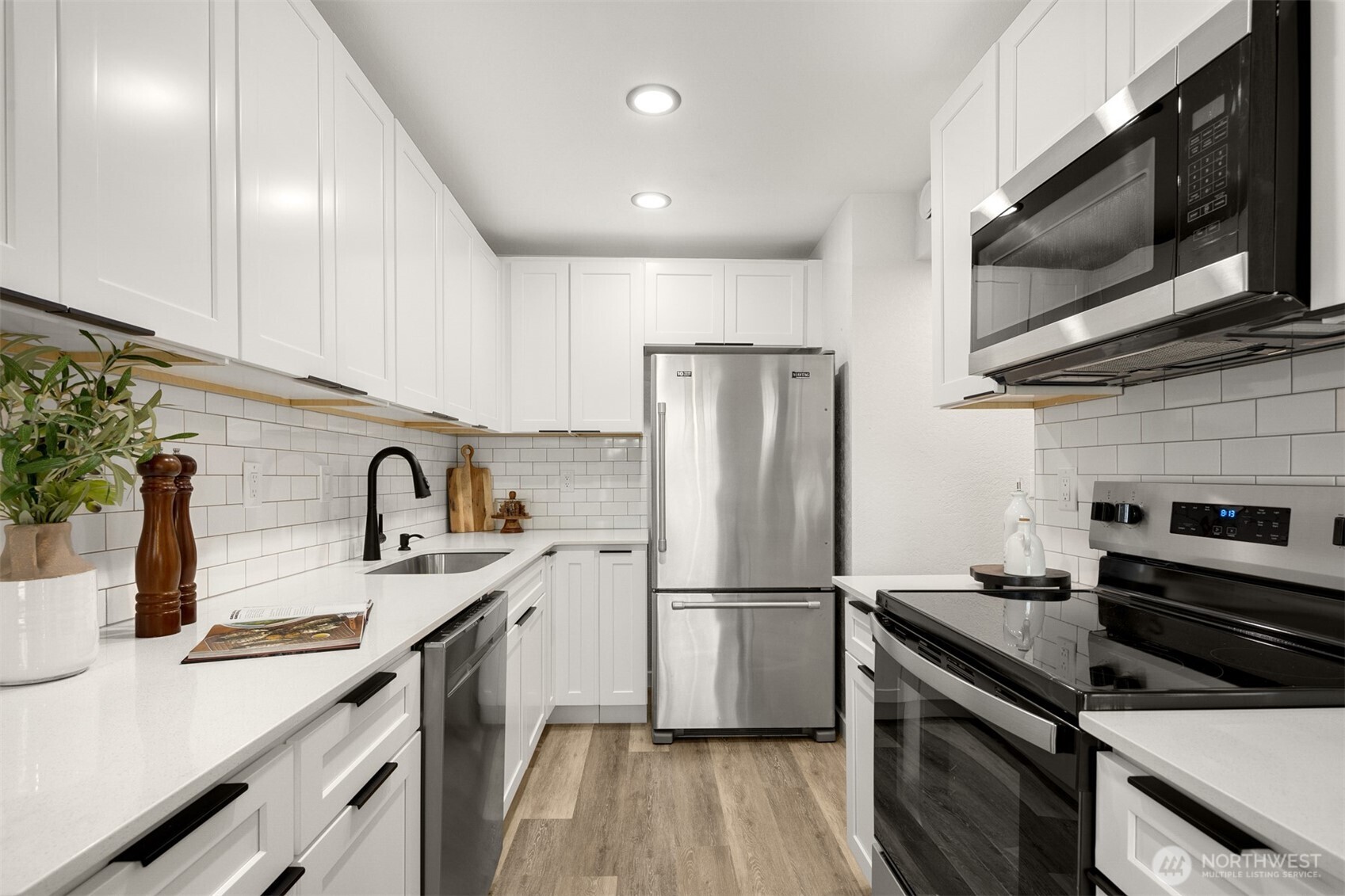 MLS #NWM2501480 image #8