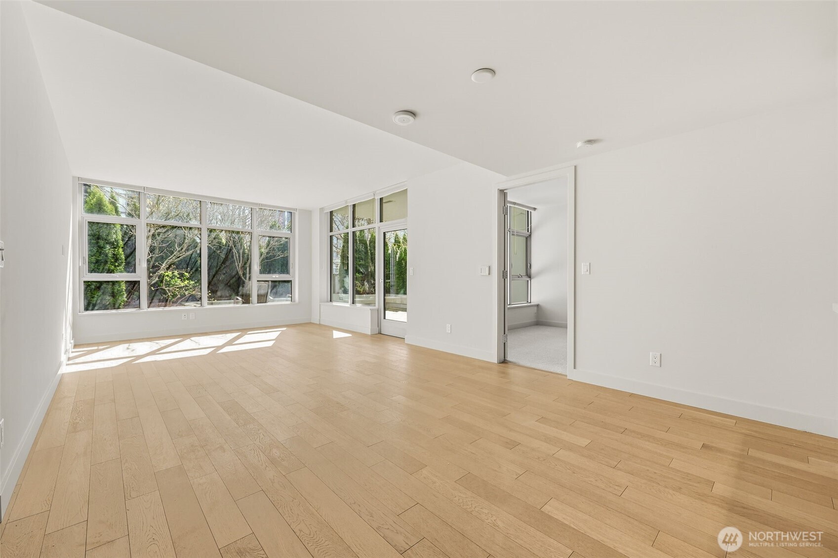 MLS #NWM2501483 image #10