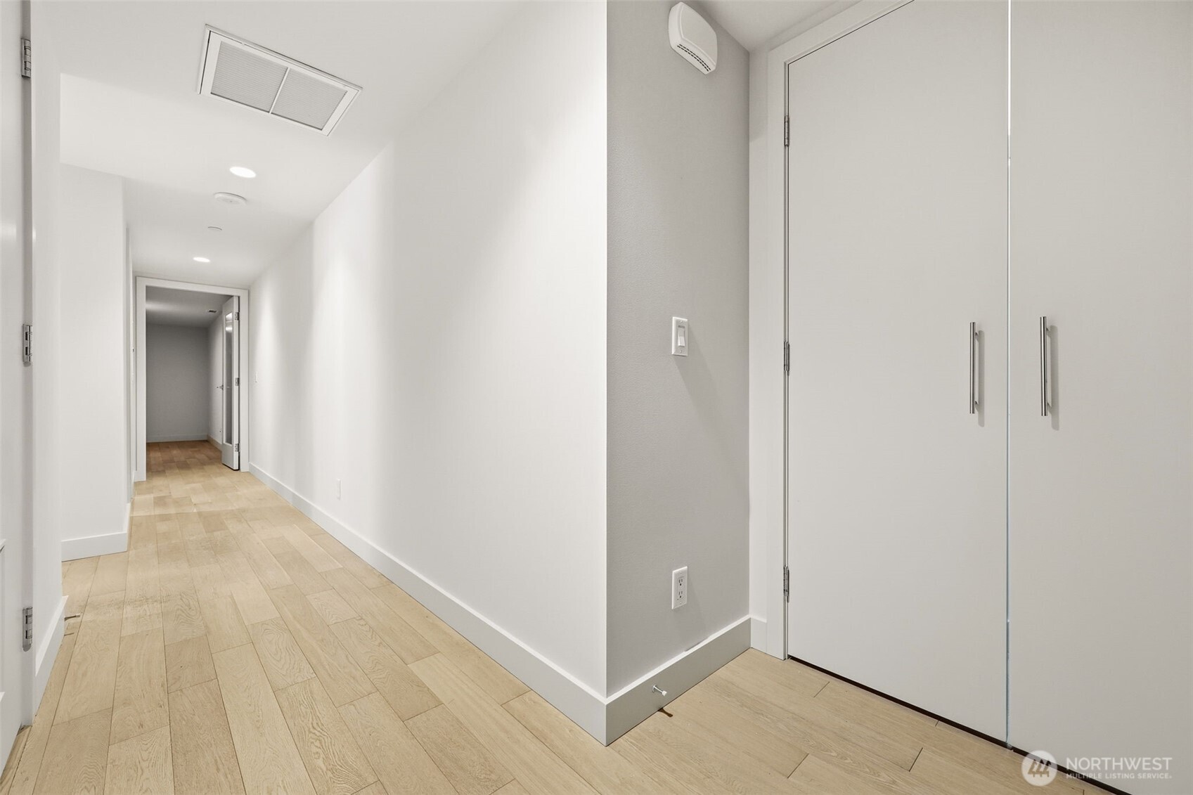 MLS #NWM2501483 image #4