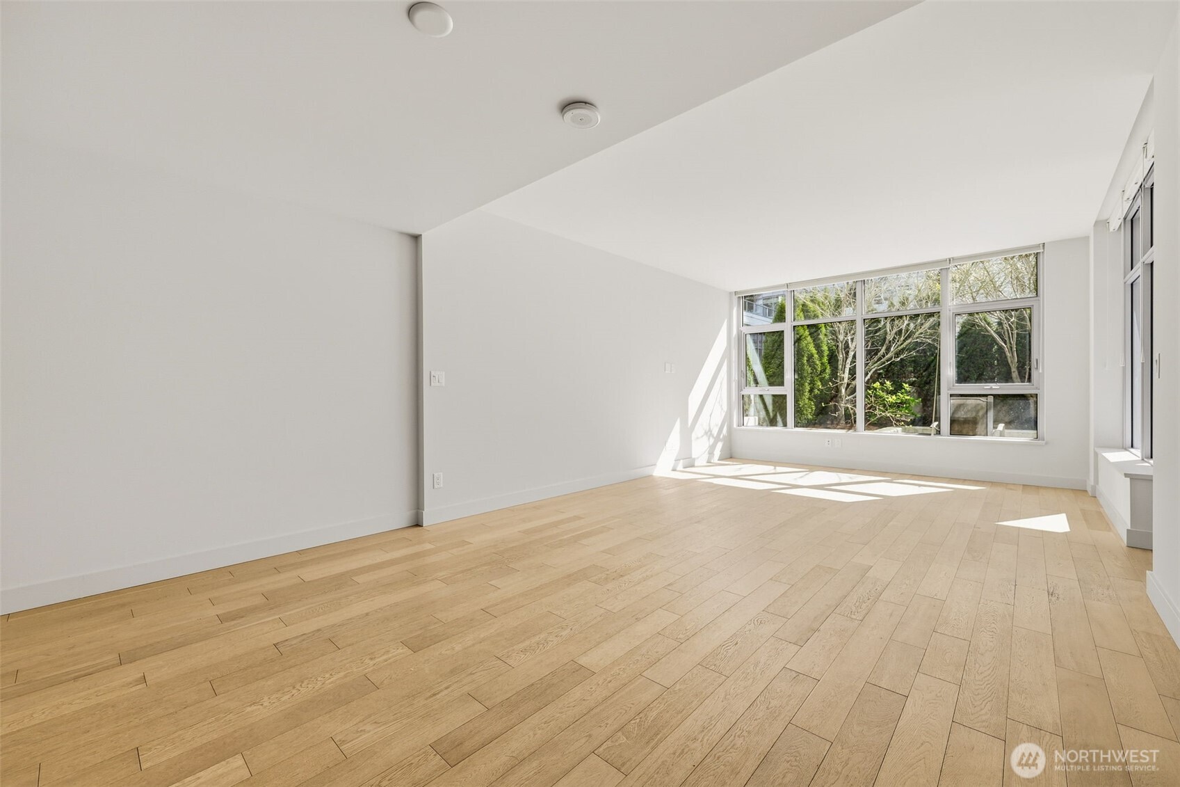 MLS #NWM2501483 image #11