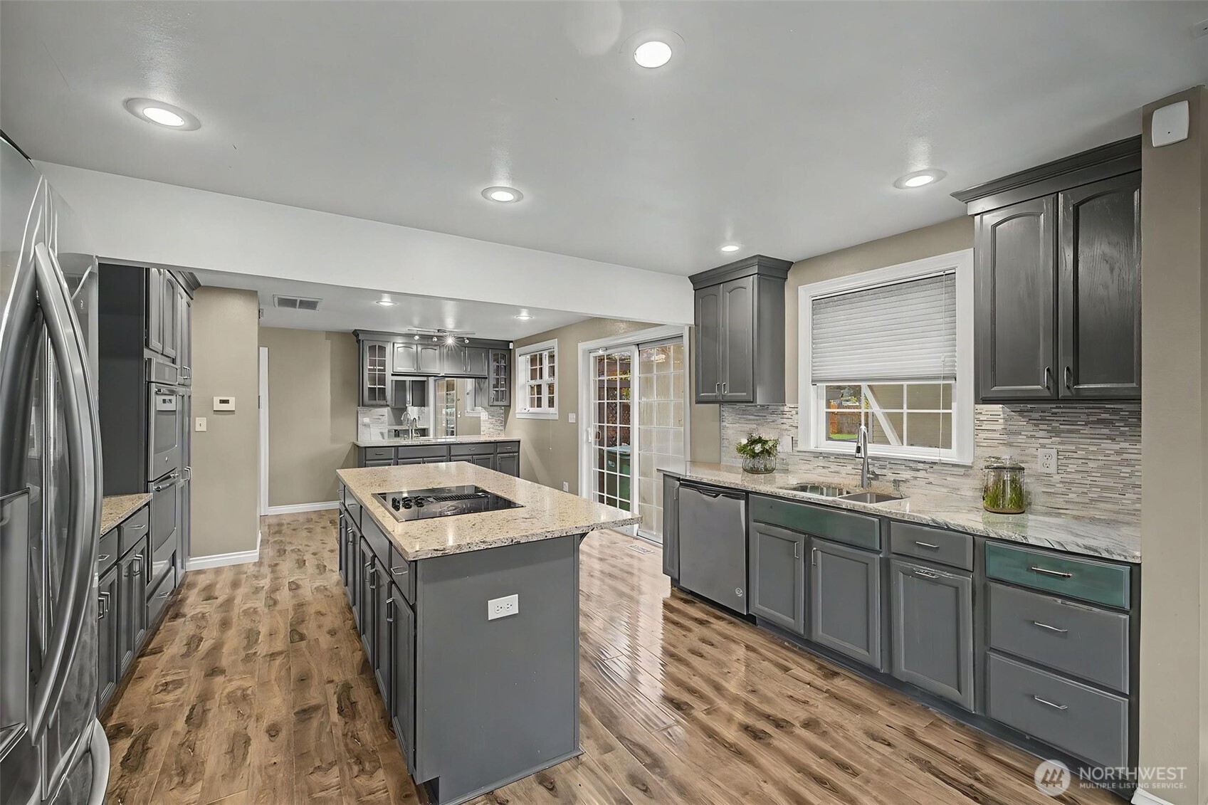 MLS #NWM2501515 image #7