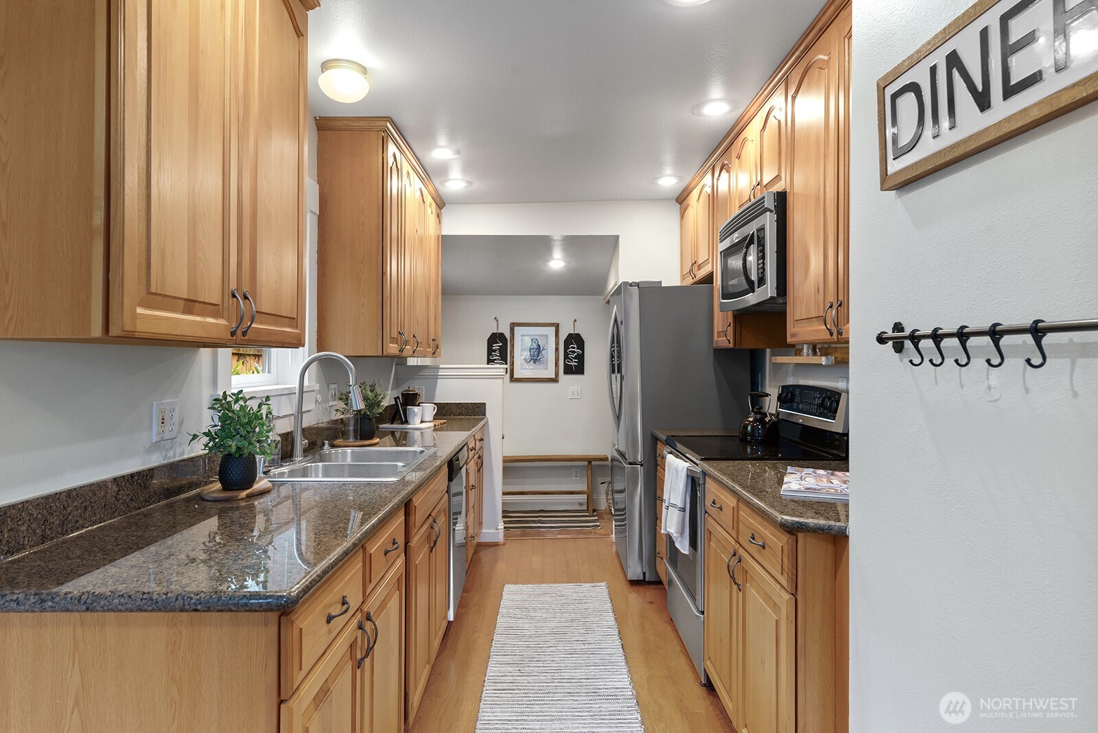 MLS #NWM2501535 image #11