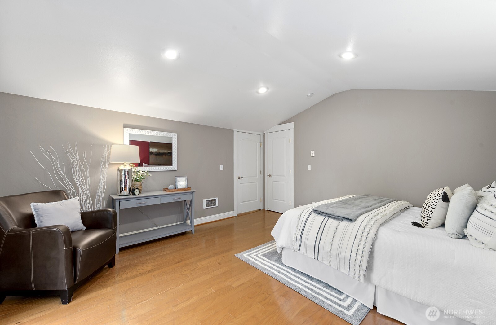 MLS #NWM2501535 image #19