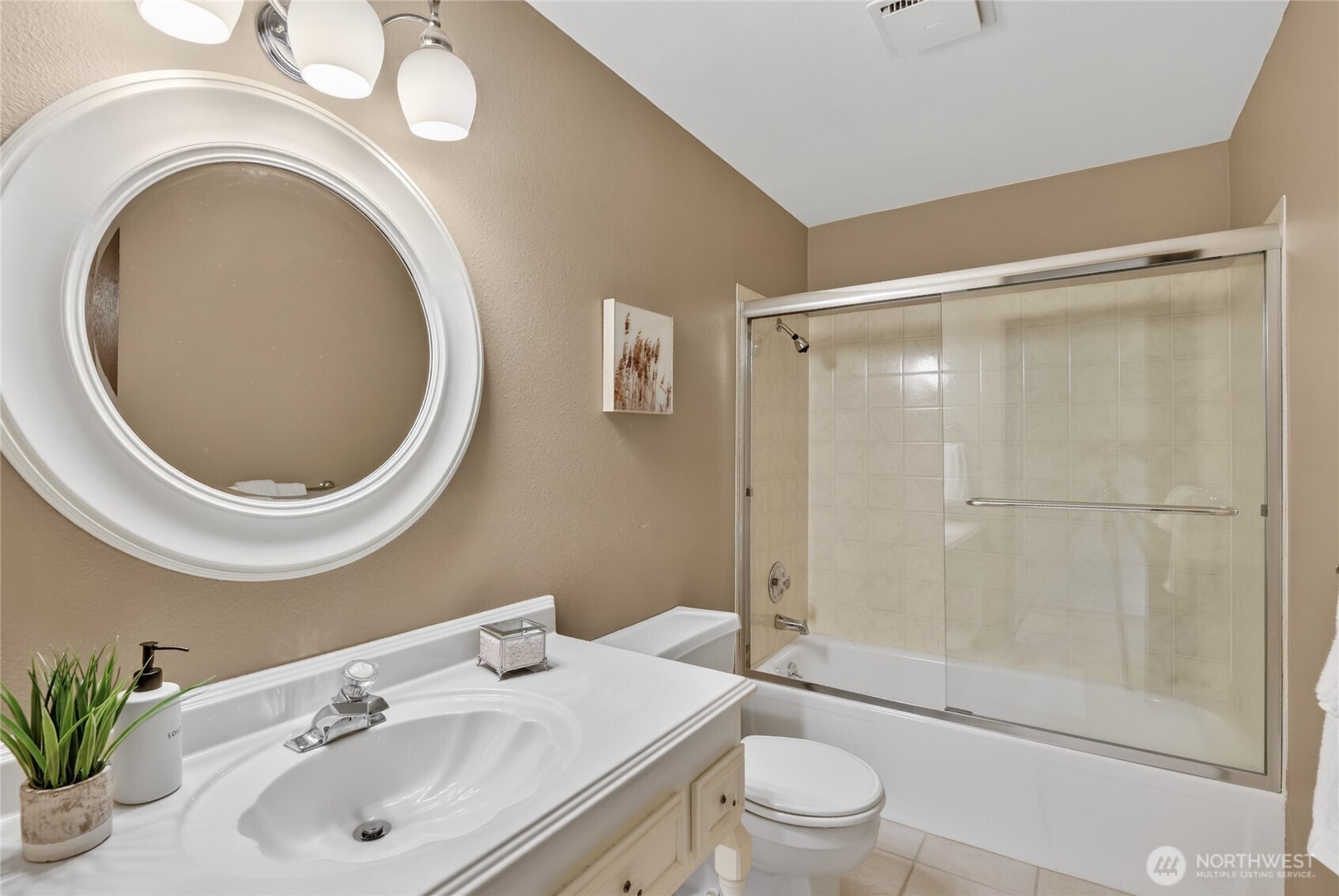 MLS #NWM2501547 image #20