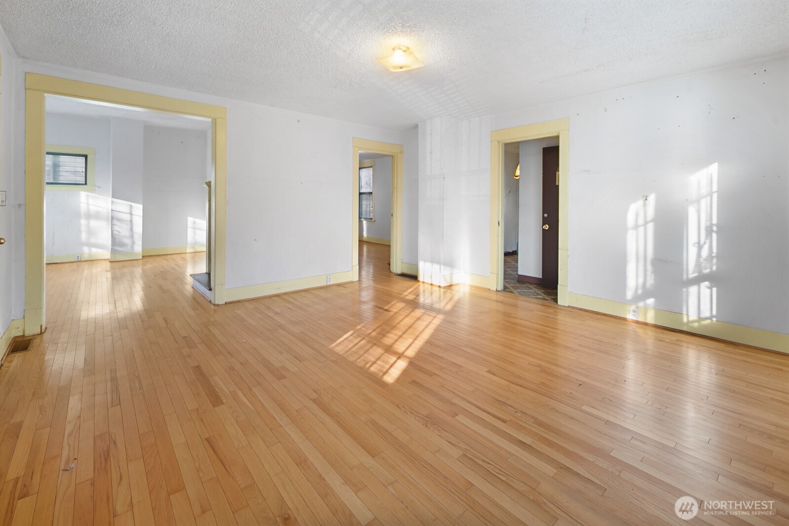 MLS #NWM2501551 image #3