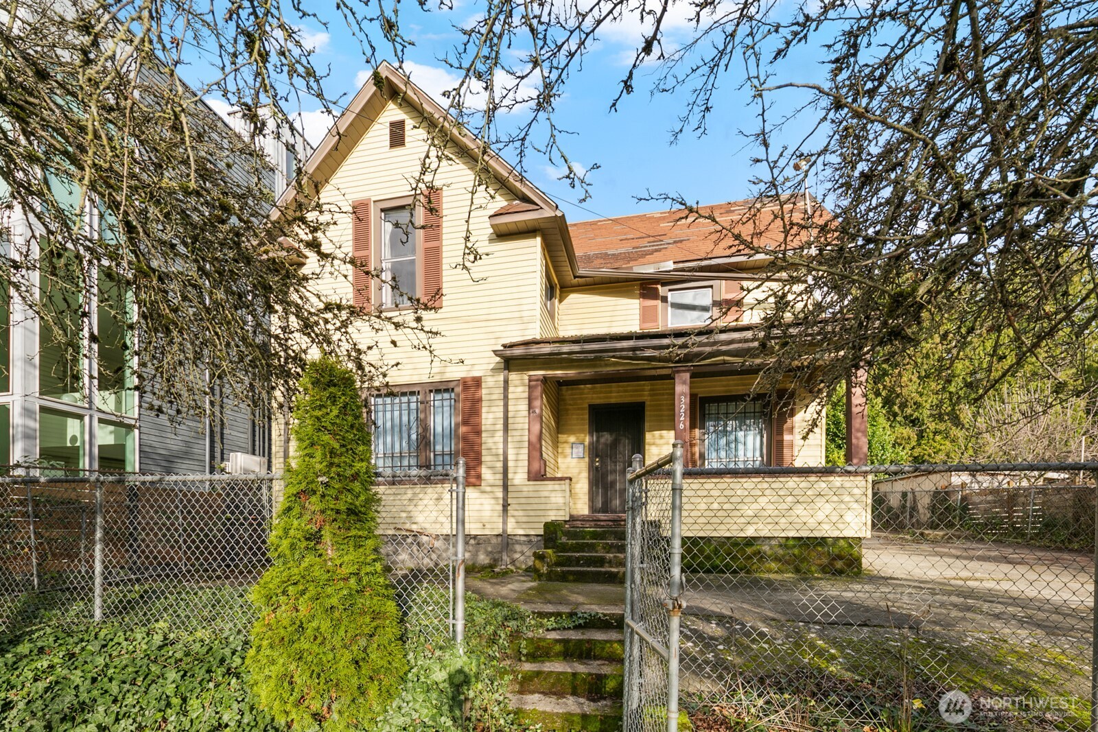 MLS #NWM2501551 image #0