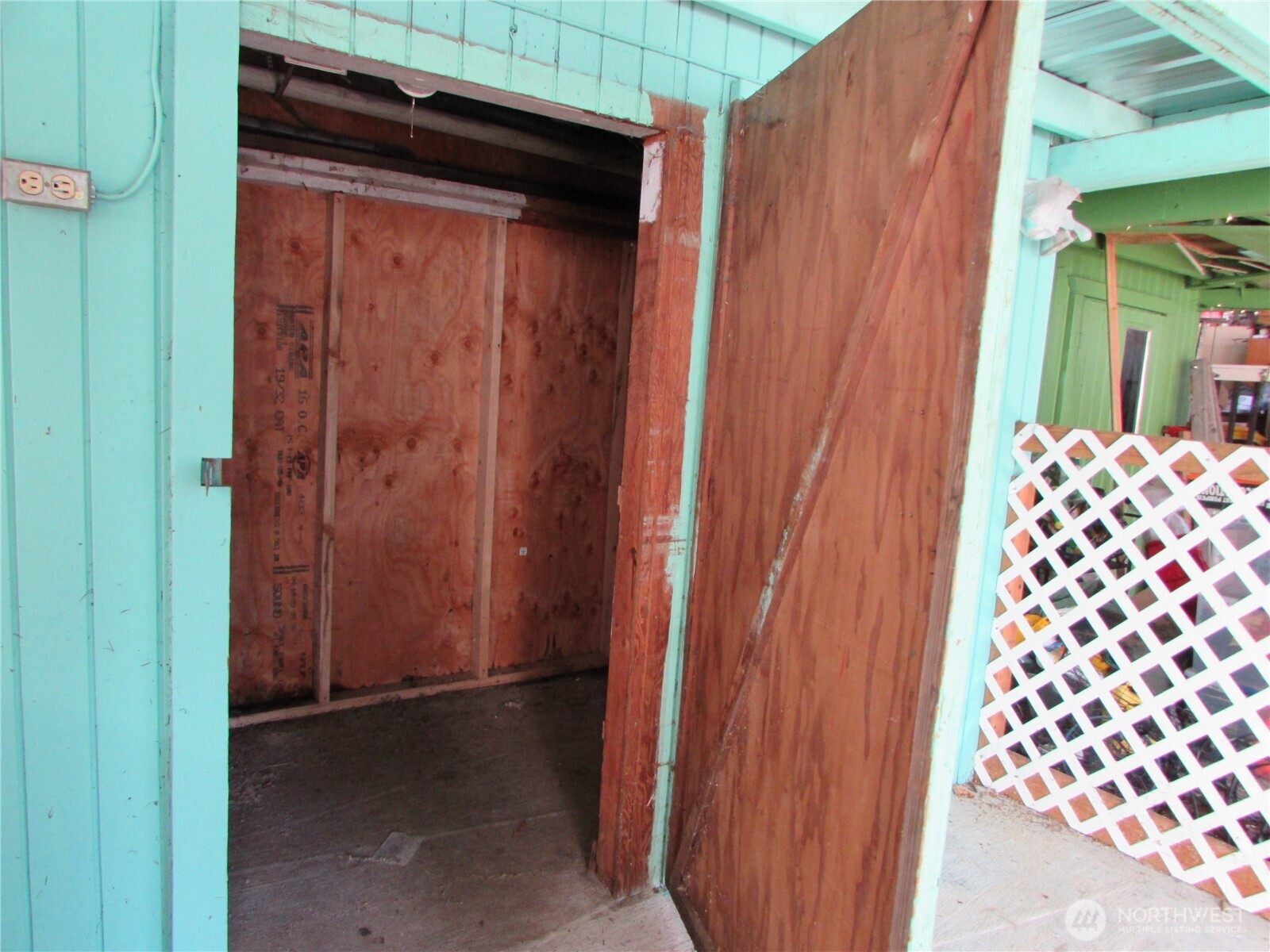 MLS #NWM2501554 image #3