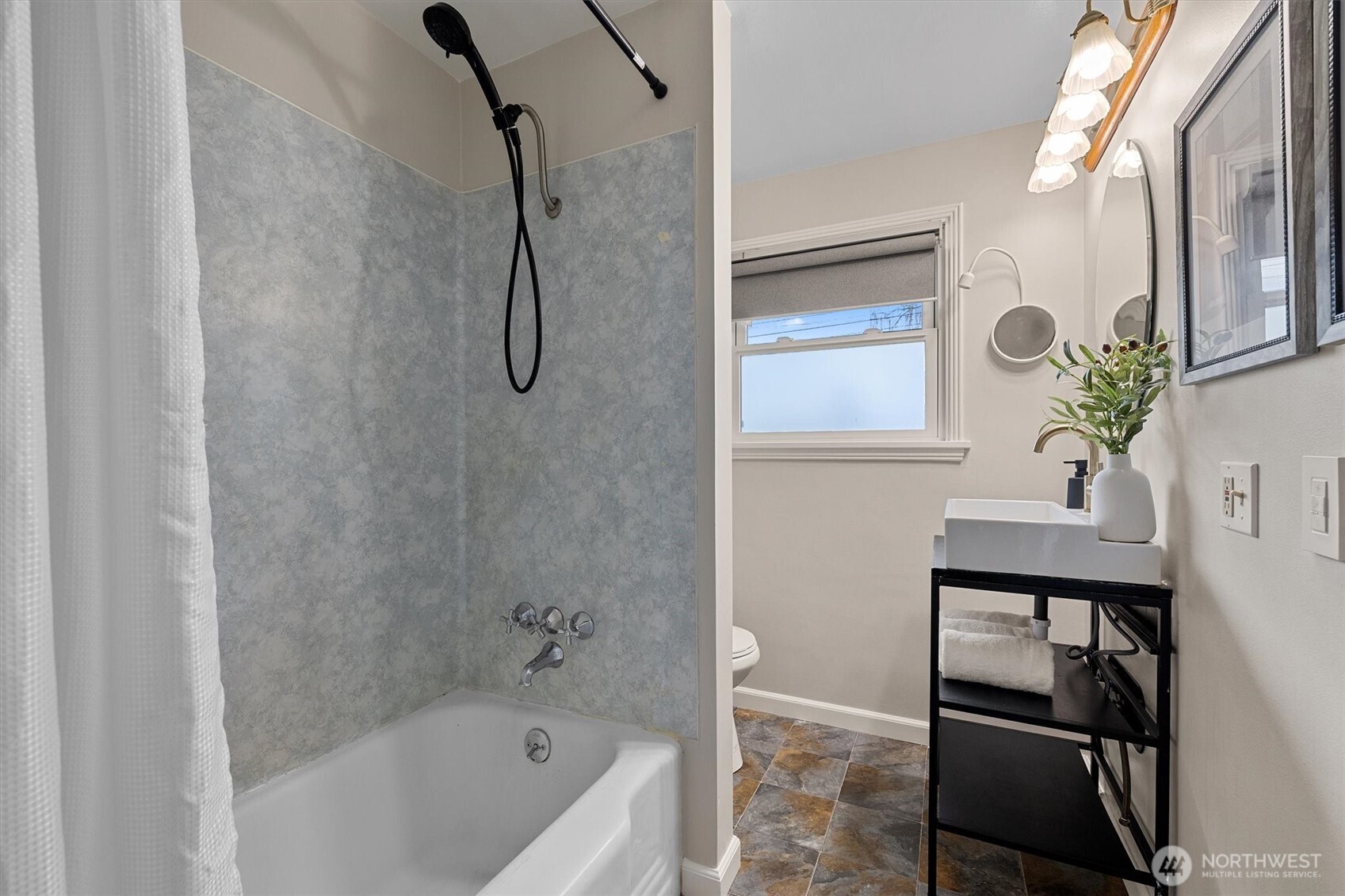 MLS #NWM2501563 image #16