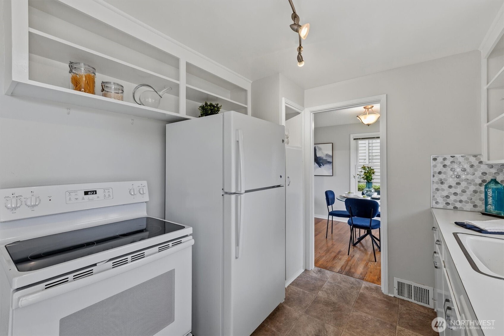 MLS #NWM2501563 image #10