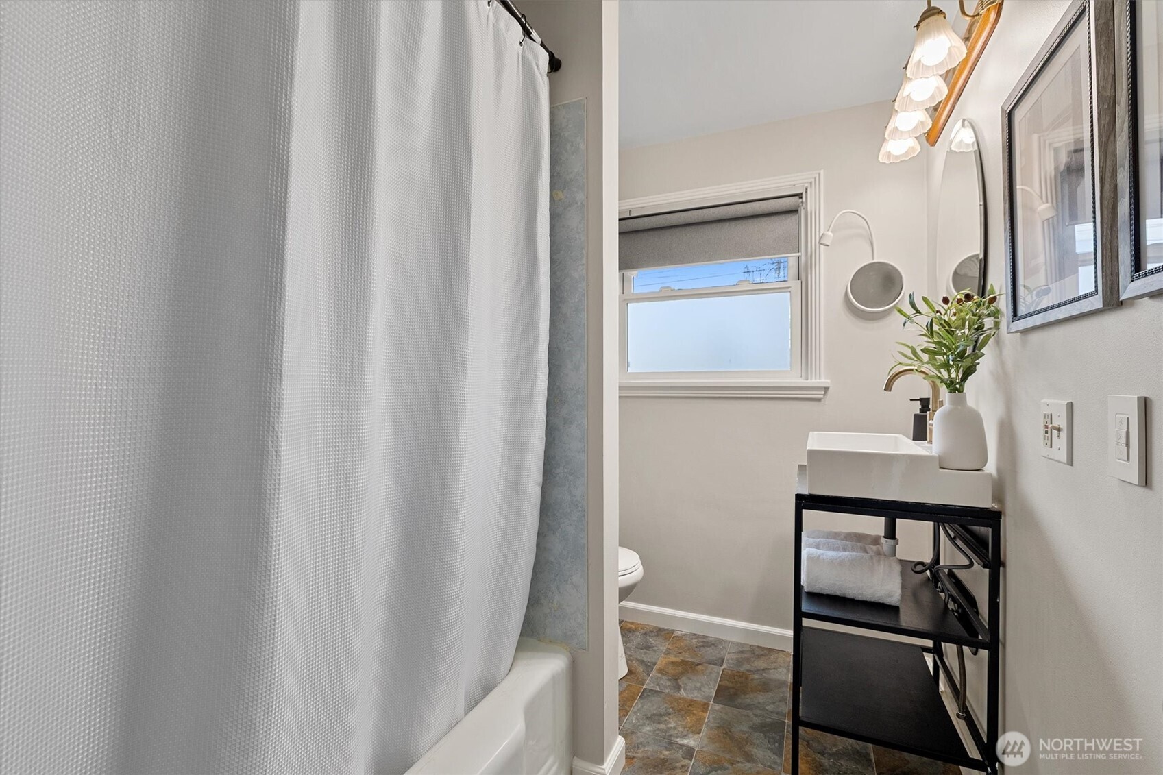 MLS #NWM2501563 image #17