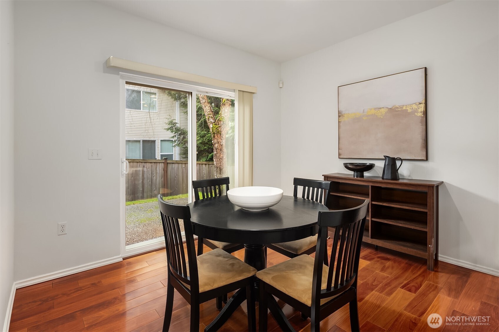 MLS #NWM2501593 image #9