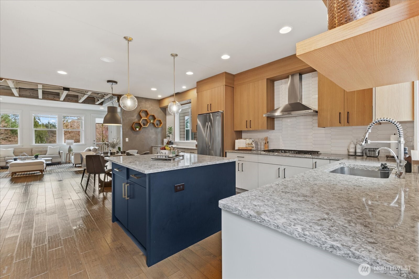 MLS #NWM2501616 image #10