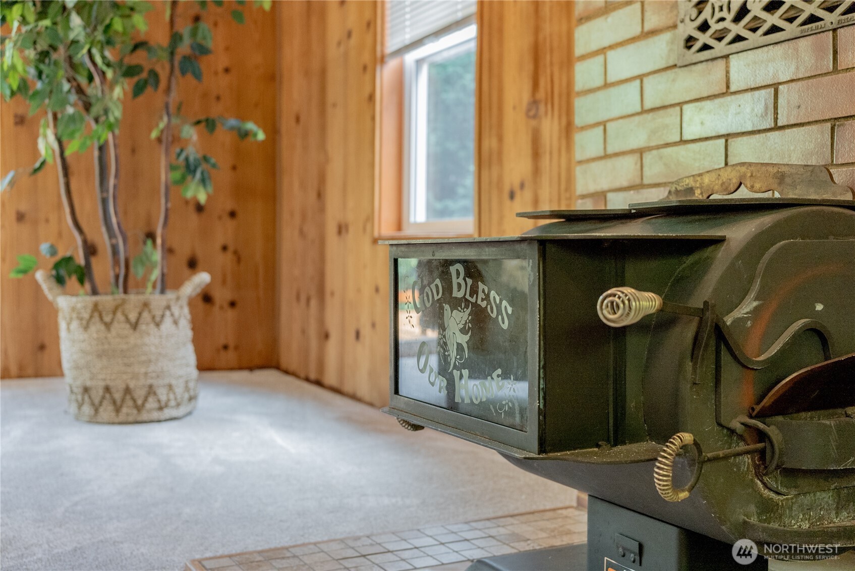 MLS #NWM2501644 image #5