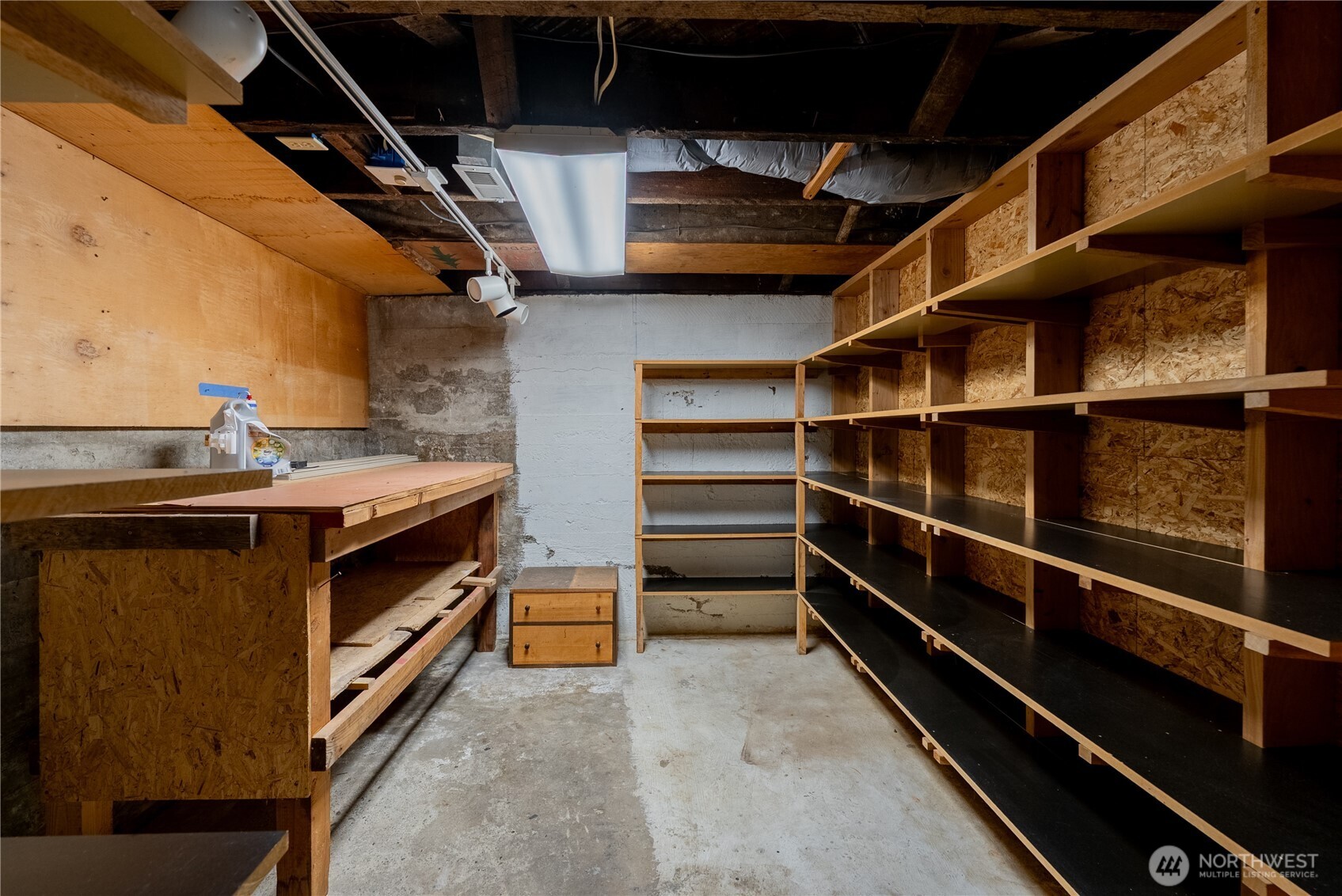 MLS #NWM2501644 image #32