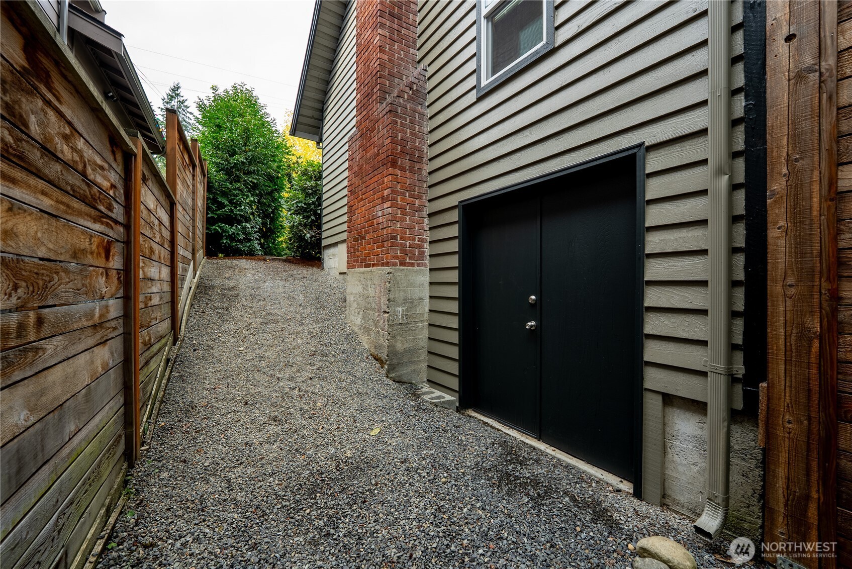 MLS #NWM2501644 image #33