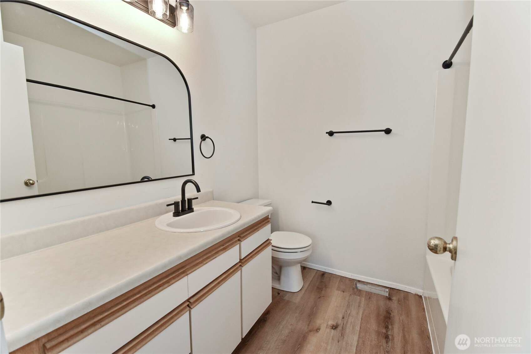 MLS #NWM2501676 image #30