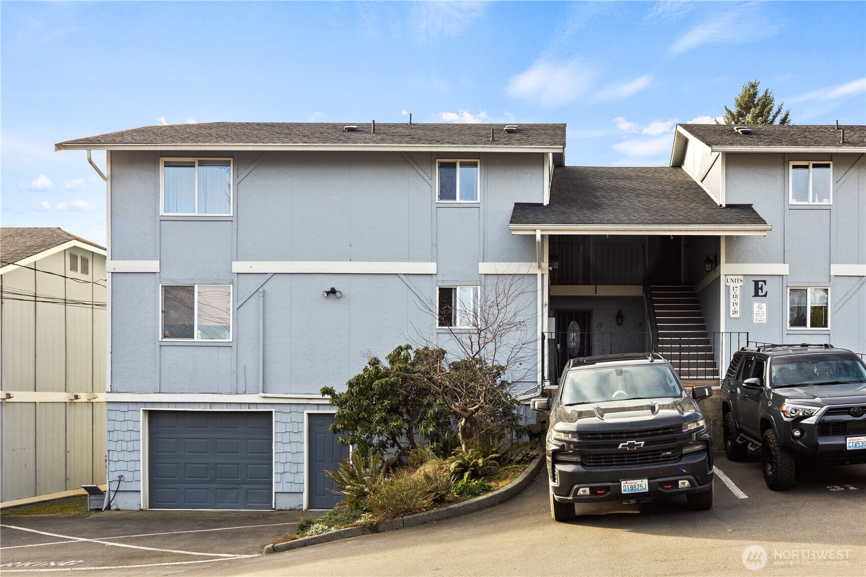 MLS #NWM2501677 image #0