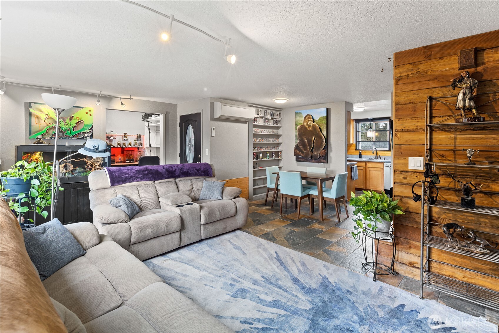 MLS #NWM2501677 image #6