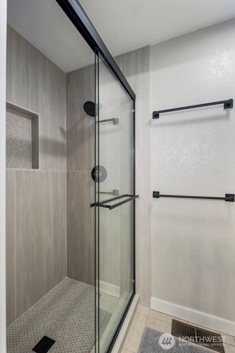 MLS #NWM2501779 image #20