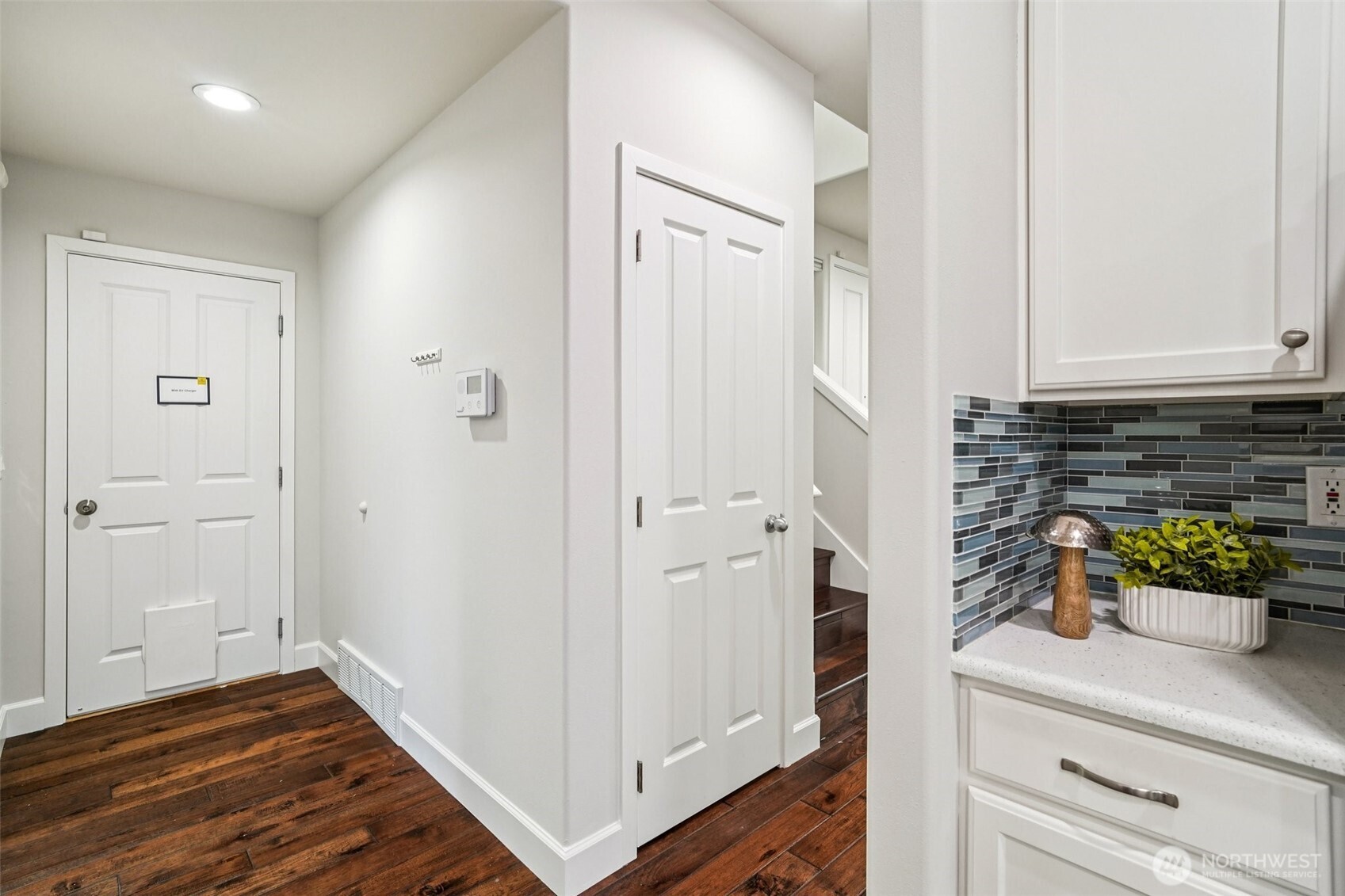 MLS #NWM2501818 image #14