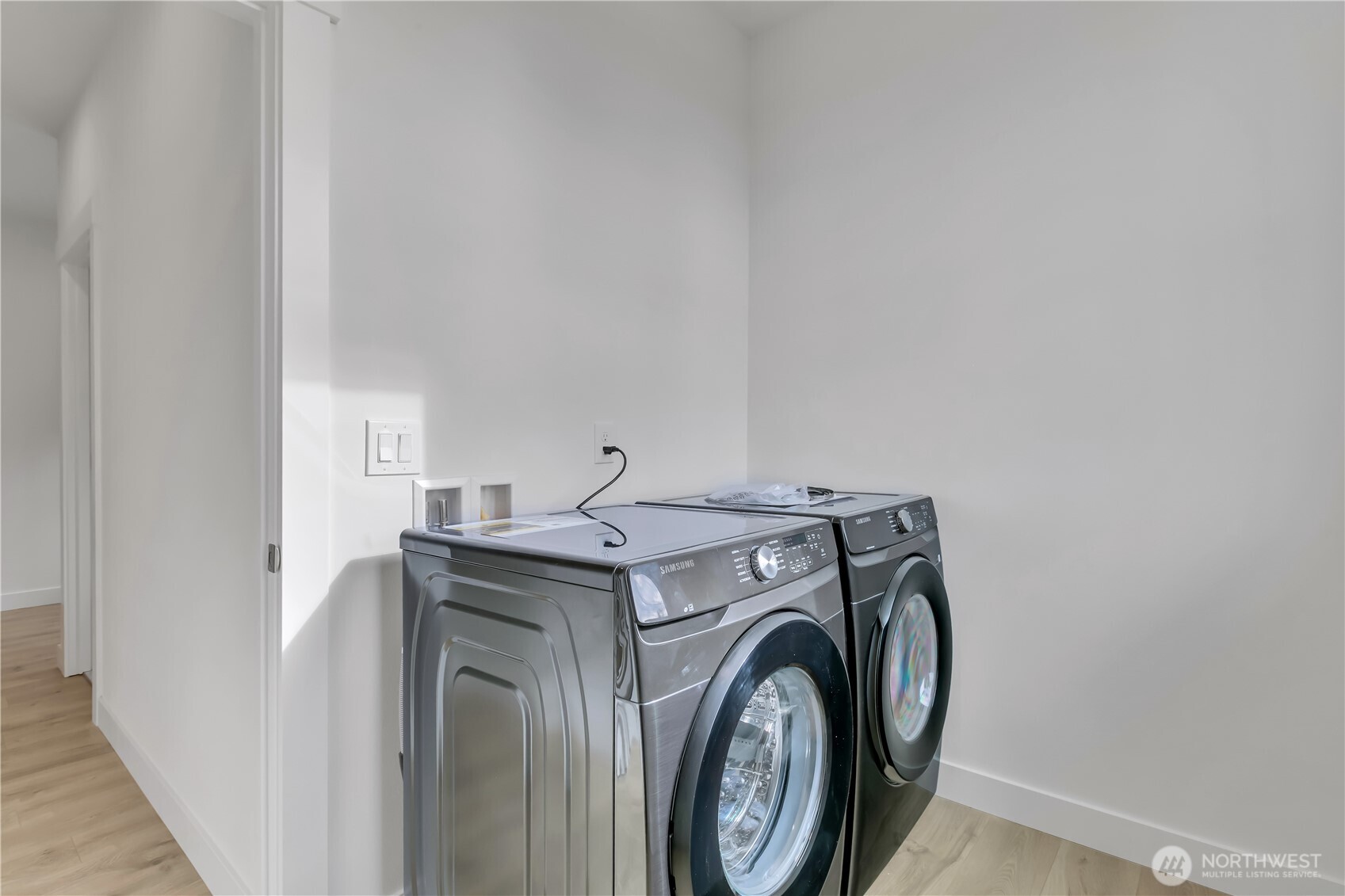 MLS #NWM2501831 image #28