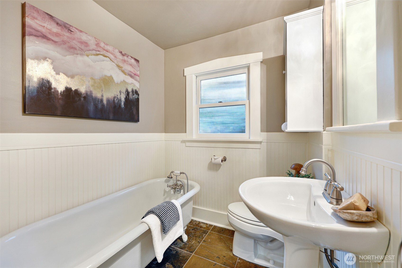 MLS #NWM2501902 image #9