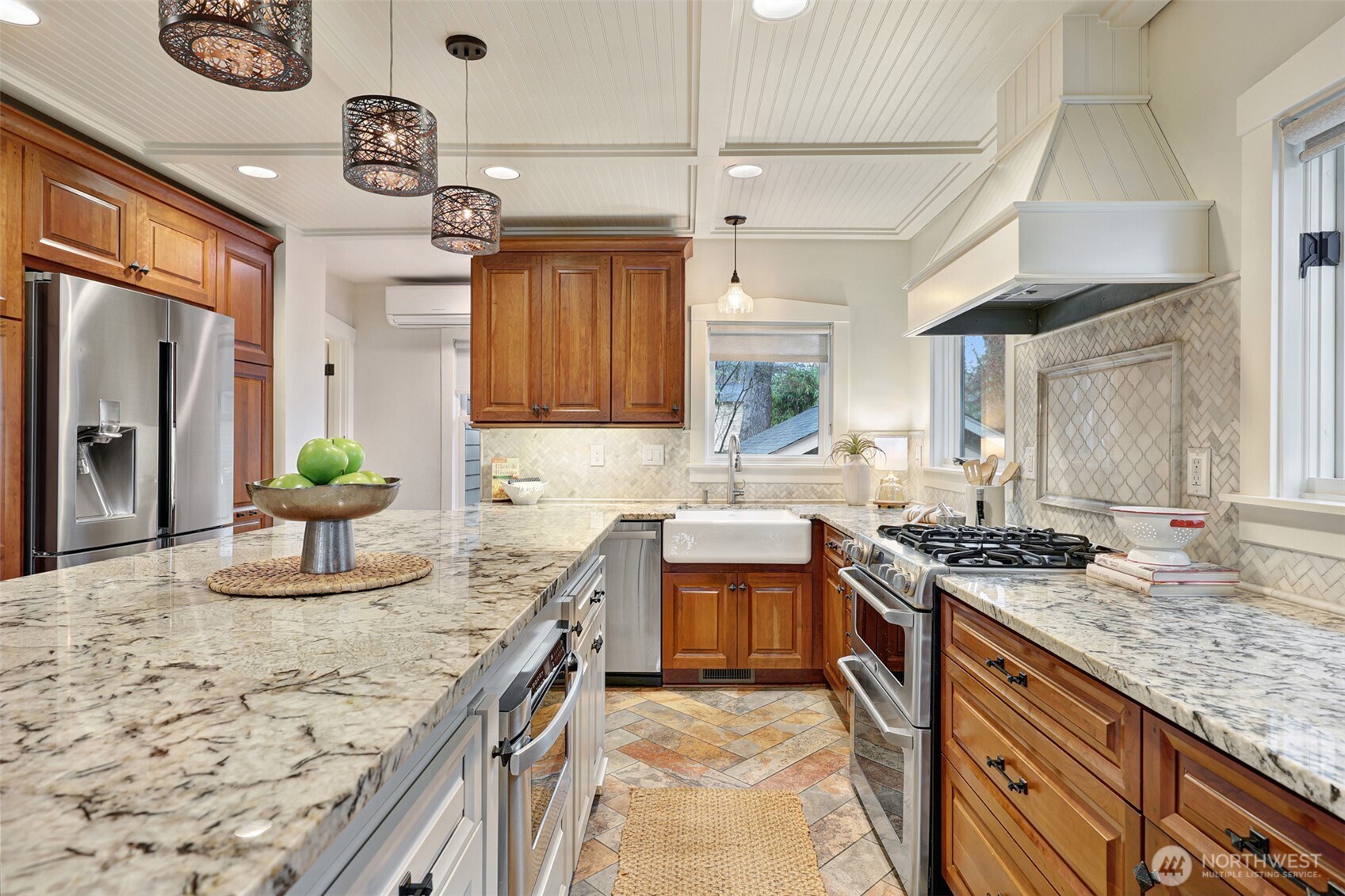 MLS #NWM2501902 image #5