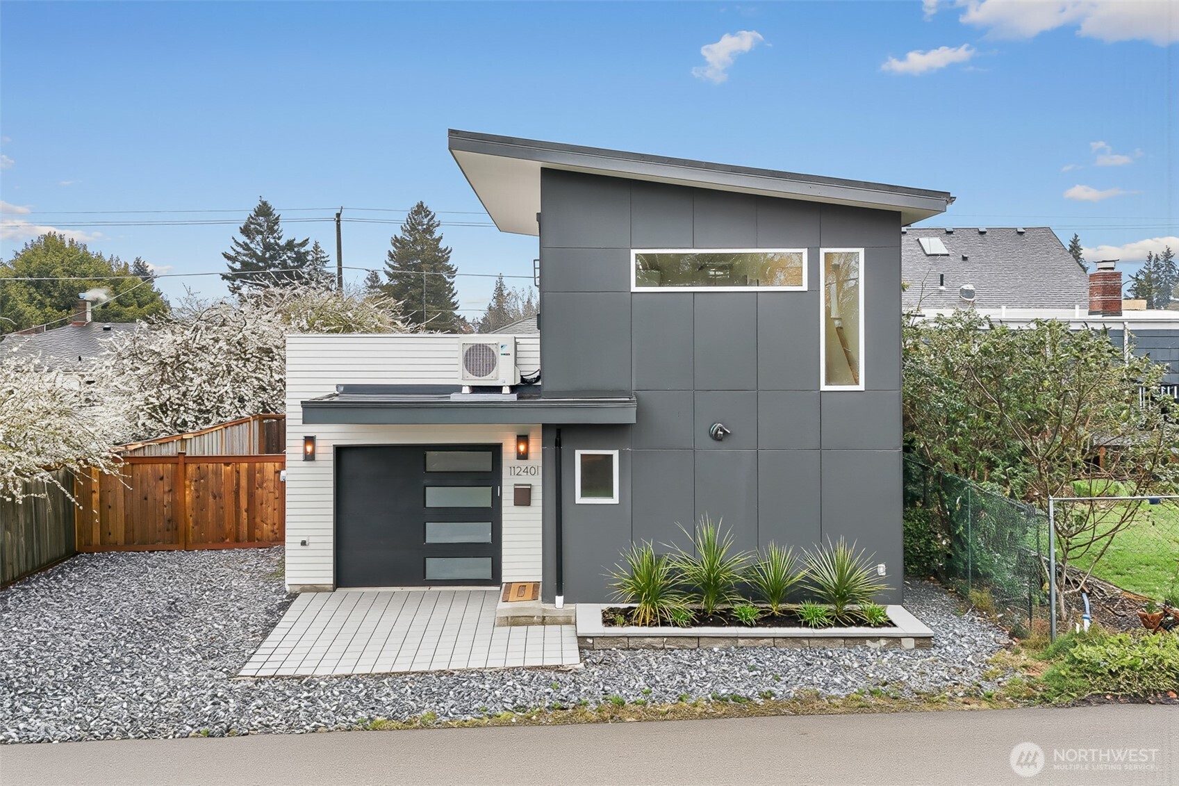 MLS #NWM2501916 image #0