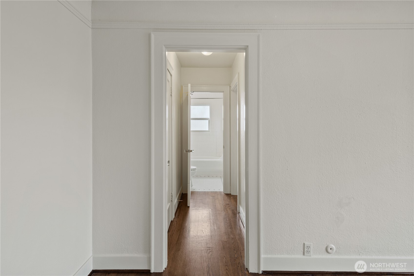 MLS #NWM2501955 image #6