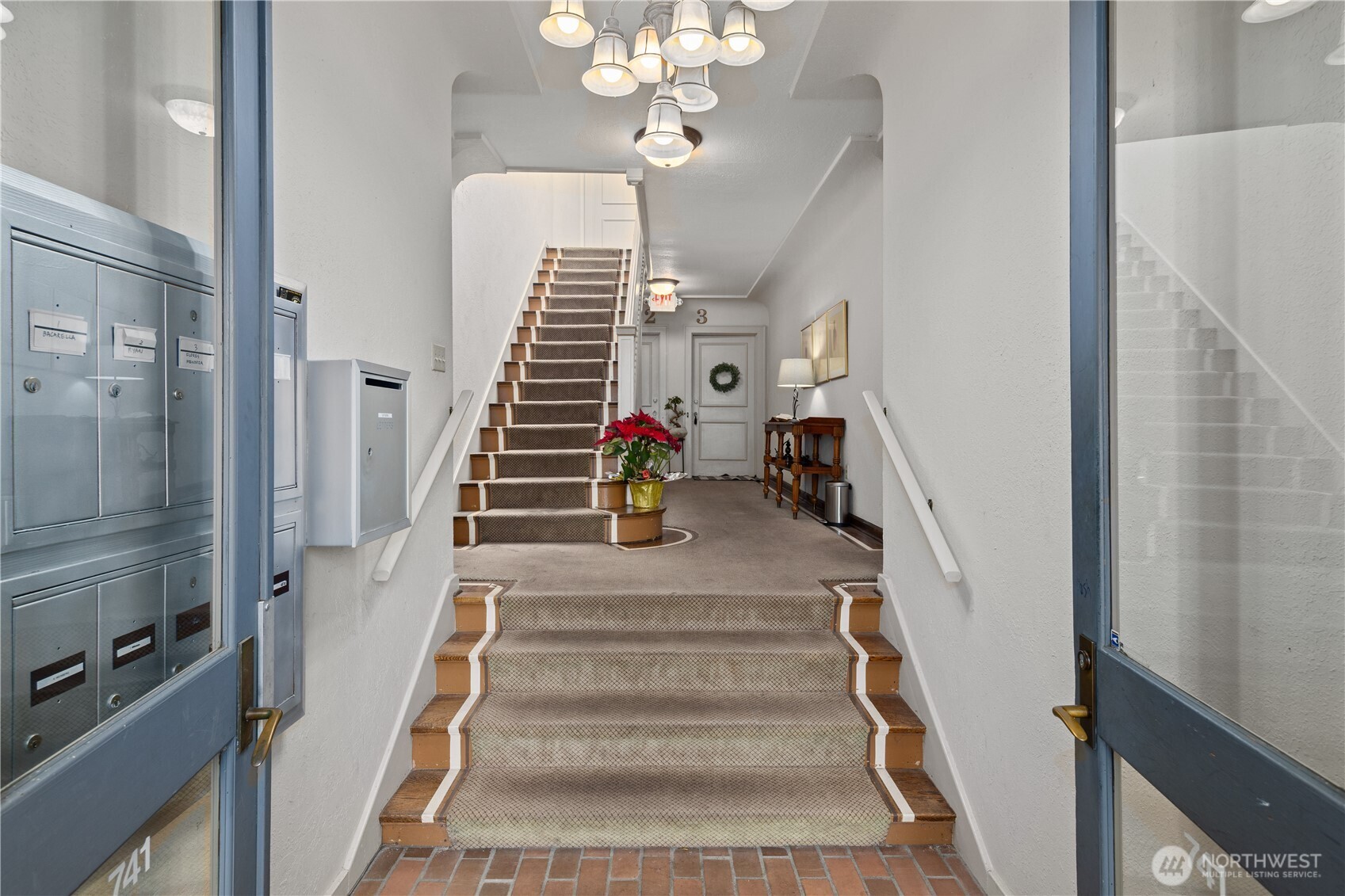 MLS #NWM2501955 image #12