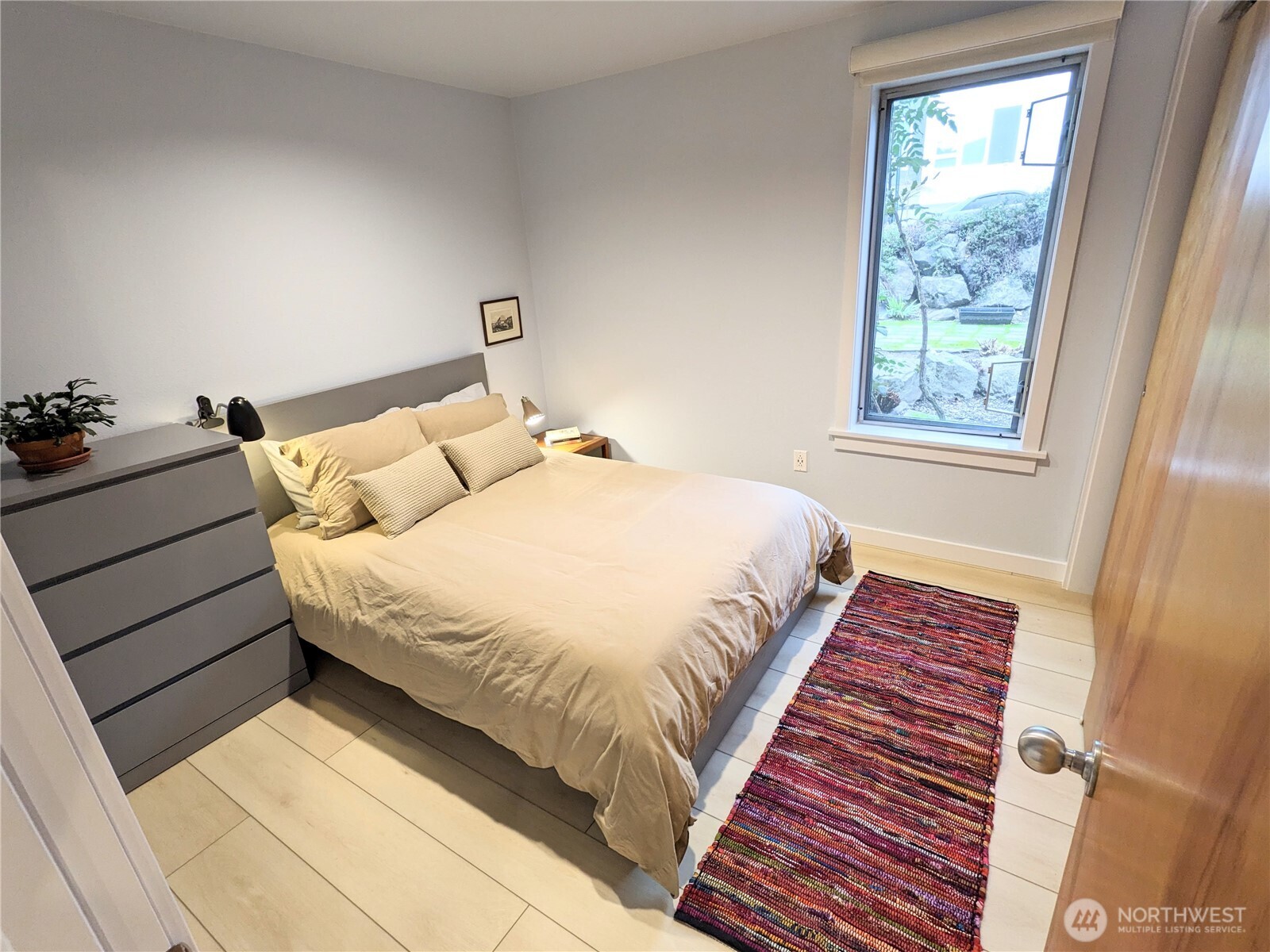 MLS #NWM2501988 image #9