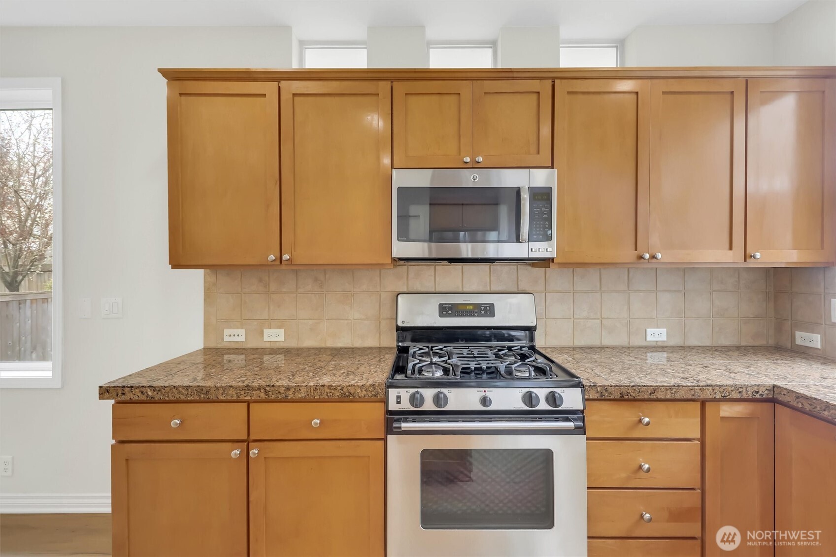 MLS #NWM2501993 image #12