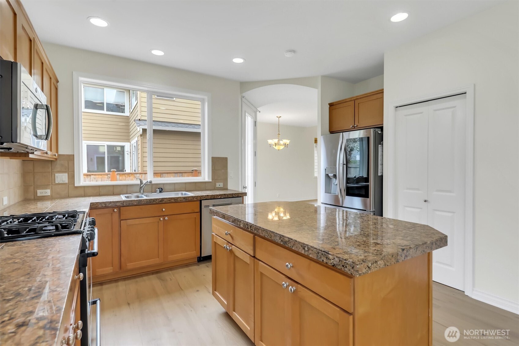 MLS #NWM2501993 image #11