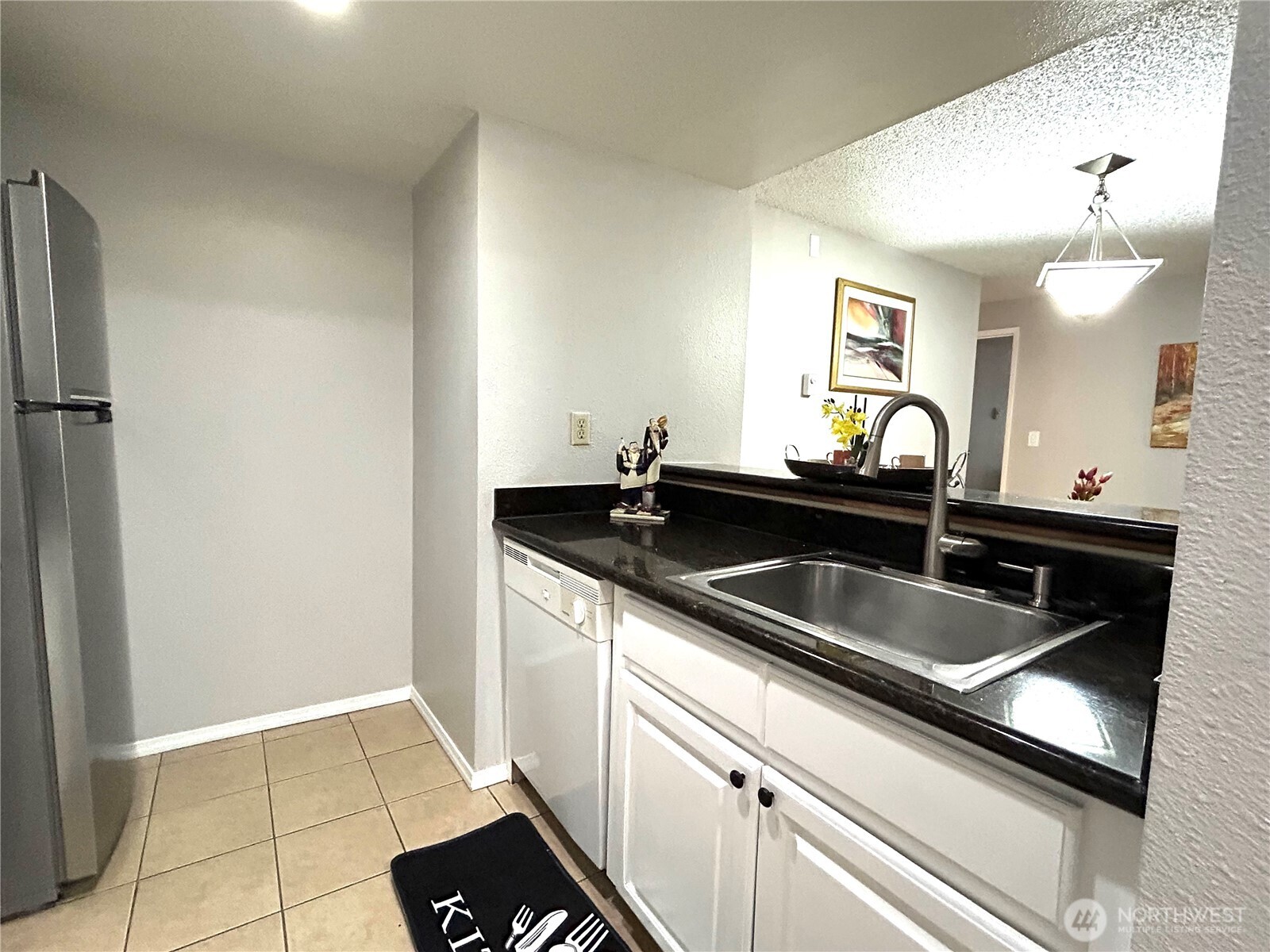 MLS #NWM2502065 image #10