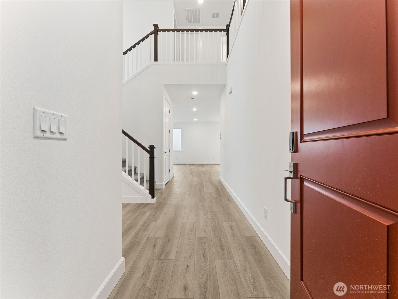 MLS #NWM2502085 image #1